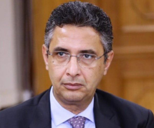 وزير الاتصالات يعين شريف فاروق رئيسًا لمجلس إدارة البريد لمدة عام