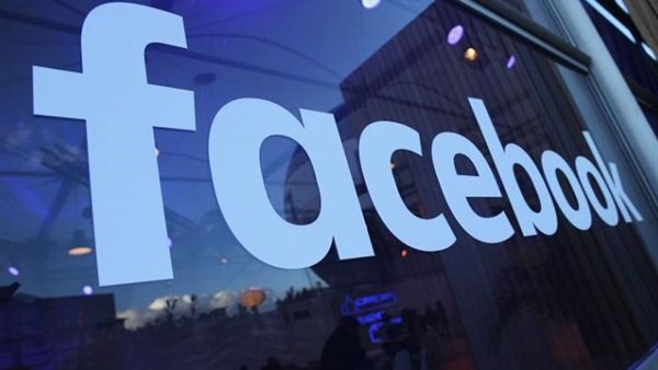 فيسبوك تدخل سباق تطبيقات مؤتمرات الفيديو بطرح ماسنجر رومز 