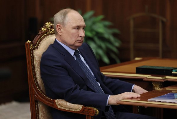 “بوتين” يخطط للبقاء في رئاسة روسيا حتى 2030.. على الأقل