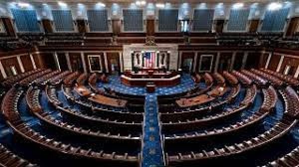 مجلس النواب الأمريكي يقرّ تمديد الموازنة الحكومية لتجنّب إغلاق مؤسسات فيدرالية