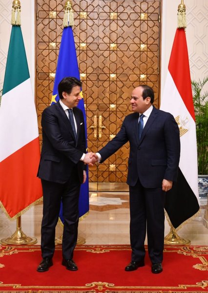 محادثات هامة بين الرئيس المصرى ورئيس وزراء إيطاليا بالقاهرة