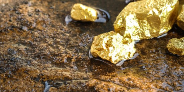 سنتامين تستهدف زيادة إنتاج الذهب من منجم السكري إلى 500 ألف أوقية سنويًا