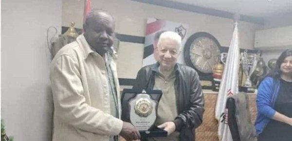 مرتضى منصور يكرم رئيس الهلال السوداني خلال زيارته لنادي الزمالك