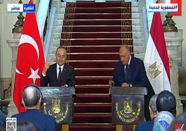 وزير الخارجية التركي: مباحثات لعقد قمة بين السيسي وأردوغان