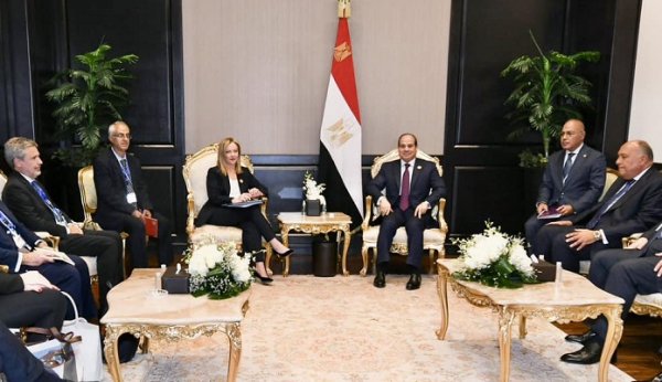 مصر وإيطاليا تبحثان الربط الكهربائي وتعزيز التعاون الصناعي المشترك