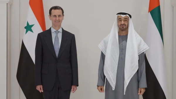 محمد بن زايد يستقبل الرئيس السوري بشار الأسد في زيارة رسمية