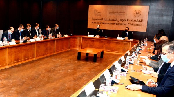 وزيرا التجارة والصناعة والسياحة والاثار يبحثان الترتيبات الخاصة بمحتوى الجناح المصري بمعرض اكسبو دبي 2020