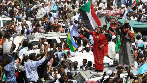 السعودية والإمارات تقدمان حزمة مساعدات مالية بقيمة 3 مليار دولار لصالح االسودان