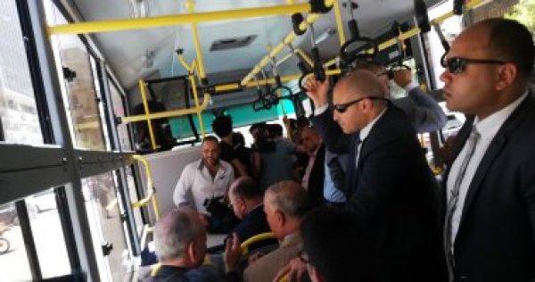 محافظ القاهرة: تحويل حافلات النقل العام لتعمل بالغاز الطبيعى خلال 3 سنوات