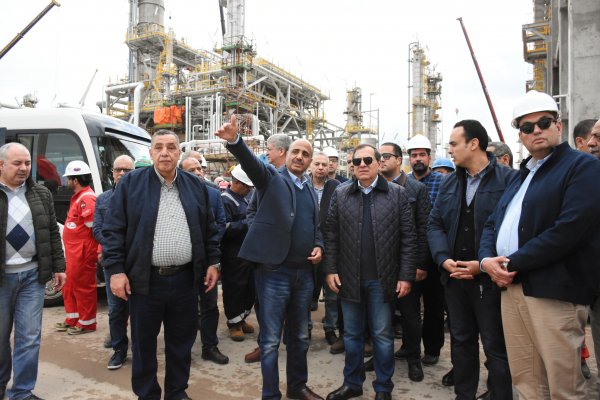 وزير البترول يتفقد مشروع توسعات مصفاة ميدور لتكرير البترول