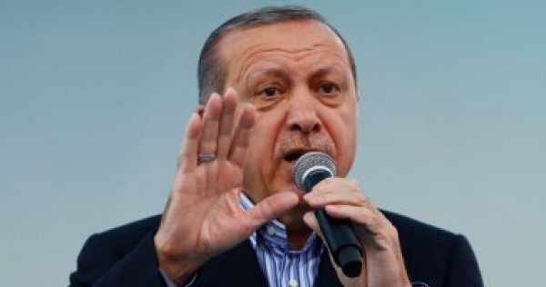 وكالة بلومبرج: تركيا تتجه نحو الانهيار الاقتصادى
