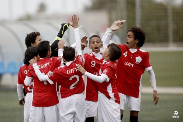 الفريق المصرى يلعب في كأس أمم دانون ببرشلونة تحت 12 سنه